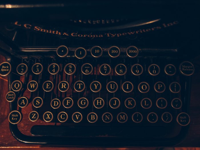 antique typewriter keyboard